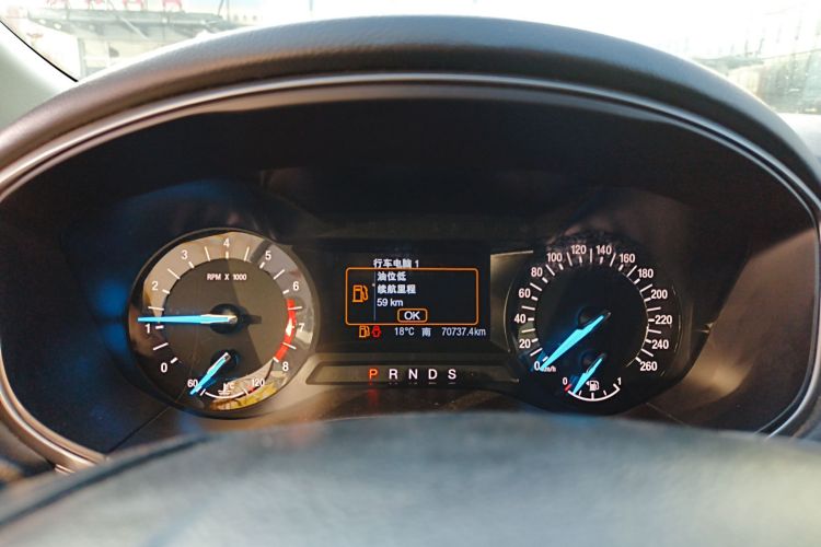 福特 蒙迪欧 2020款 EcoBoost 200 时尚型中控内饰14