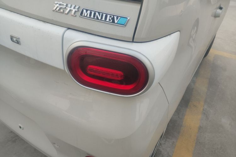 五菱汽车 宏光MINIEV 2024款 第三代 215km 青春版车身外观9