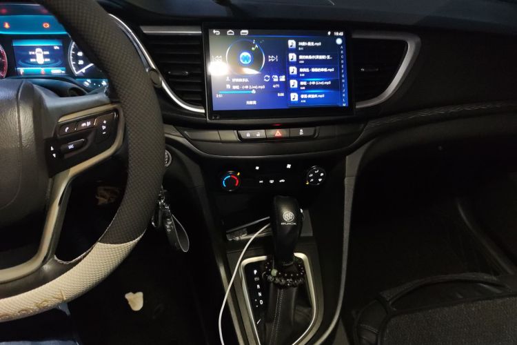 别克 英朗 2018款 18T 自动精英型中控内饰16