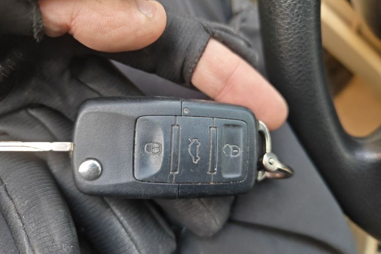 大众 Polo 2009款 劲取 1.6L 自动雅致版中控内饰11