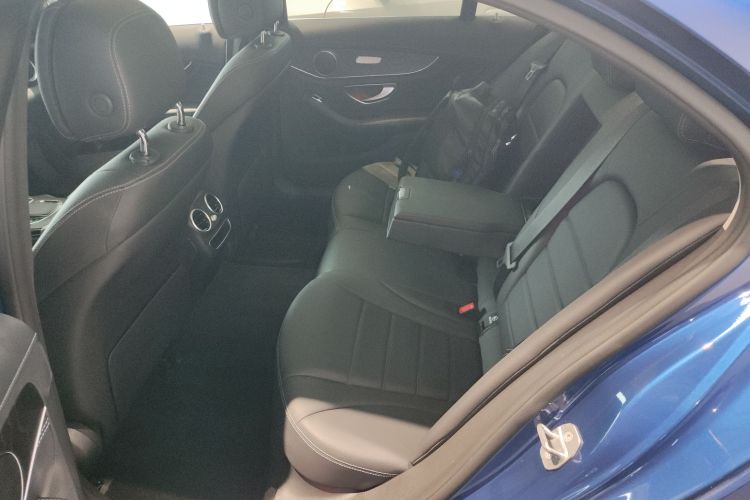 奔驰C级 2019款 改款 C 260 L 运动版中控内饰21