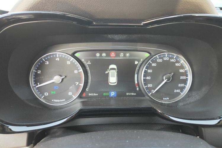 广汽传祺 传祺GS8 2017款 320T 两驱豪华智联版（七座）中控内饰14