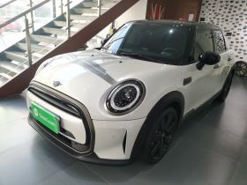 MINI 2023款 1.5T COOPER 国王十字特别版 五门版
