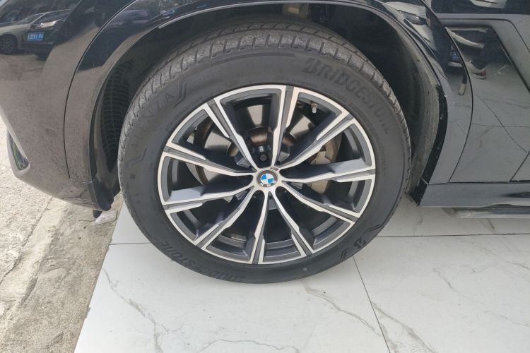 宝马X6 2021款 xDrive30i M运动套装车身外观6007