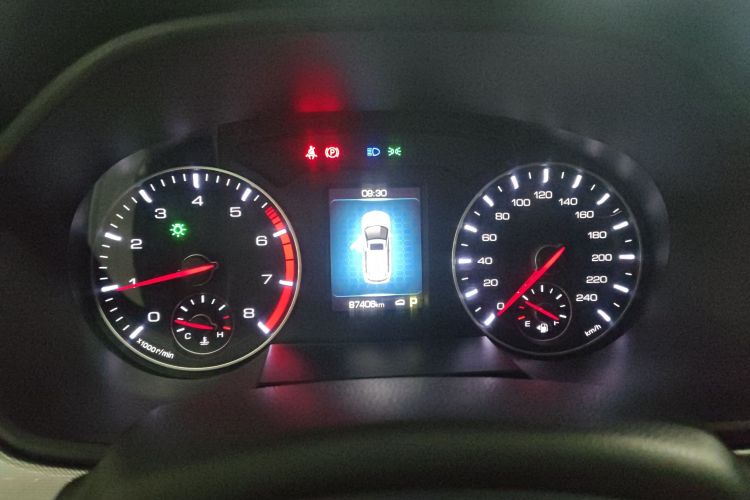 哈弗H6 2019款 运动版 1.5T 自动两驱精英型 国VI中控内饰14