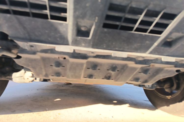 坦克300 2021款 越野版 2.0T 征服者局部细节9007