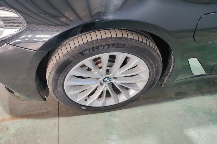 宝马5系新能源 2019款 改款 530Le 先锋版车身外观6007