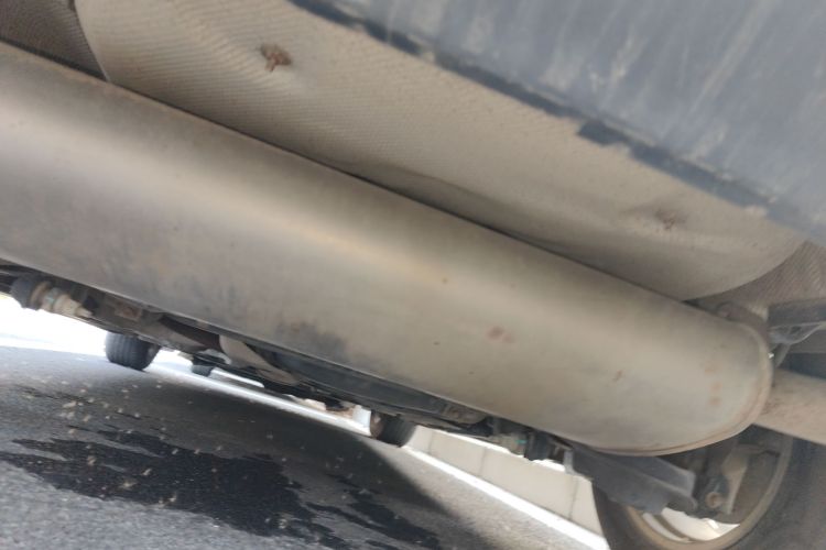 福特 福克斯 2017款 两厢 1.6L 自动风尚型智行版局部细节9009