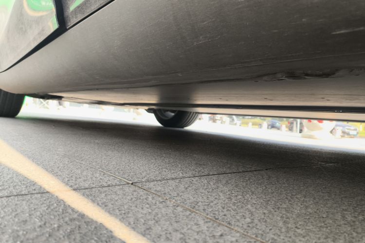 特斯拉 Model Y 2022款 改款 后轮驱动版局部细节9003