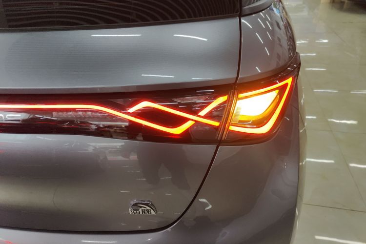 比亚迪 海豚 2021款 405km 时尚版车身外观6006