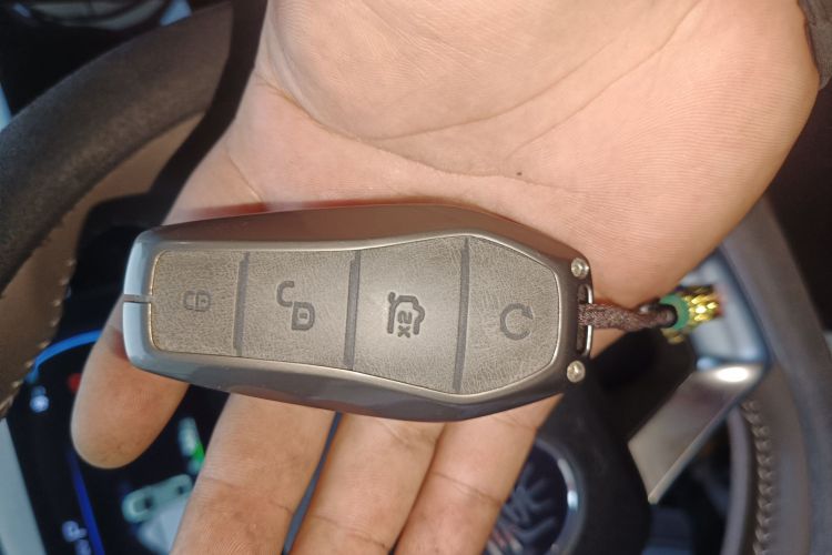 比亚迪 秦PLUS 2024款 荣耀版 DM-i 55KM领先型中控内饰11