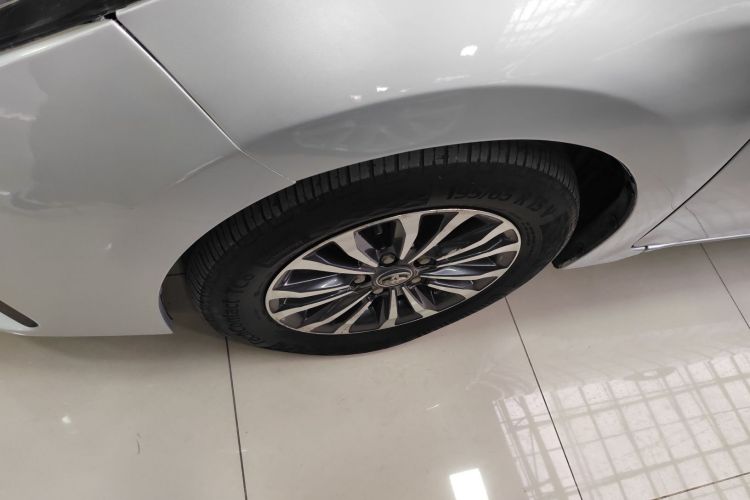 丰田 卡罗拉 2017款 改款 1.2T S-CVT GL车身外观6002