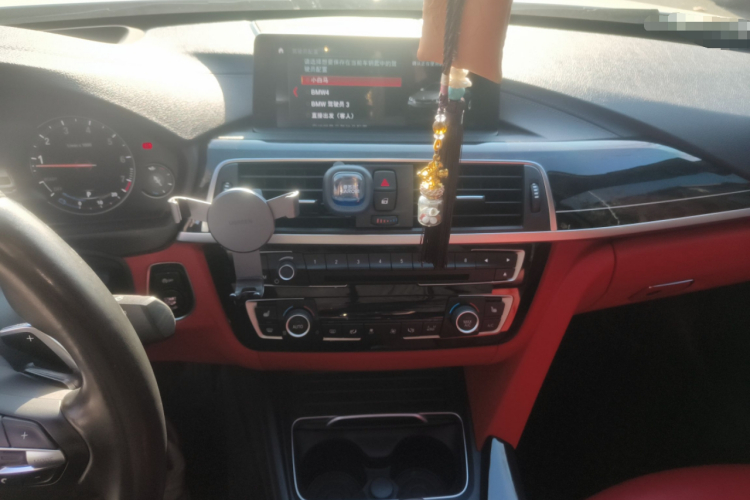 宝马4系 2017款 430i Gran Coupe M运动套装中控内饰16