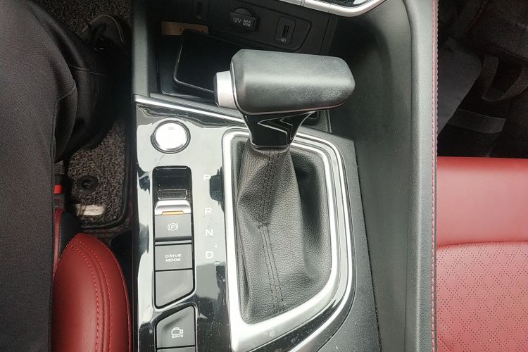 长安 逸动 2020款 PLUS 蓝鲸NE 1.4T GDI DCT旗舰型局部细节18