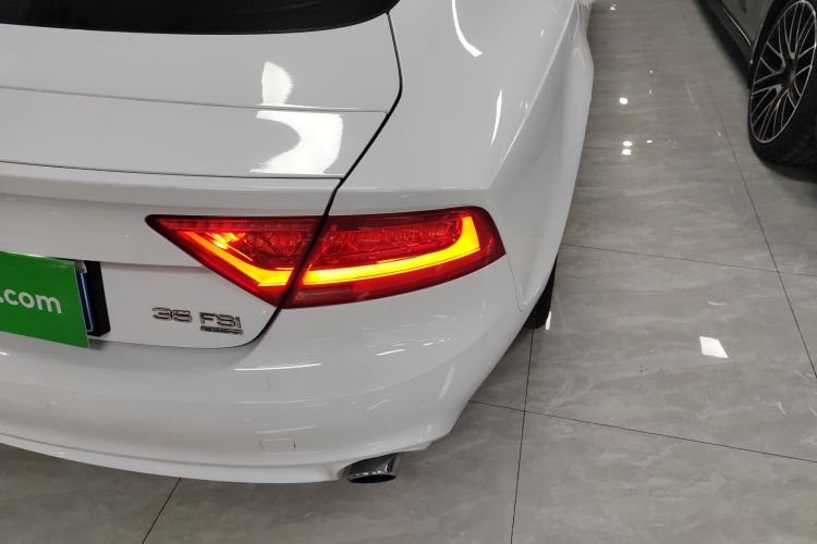 奥迪A7 2014款 35 FSI quattro 技术型车身外观9