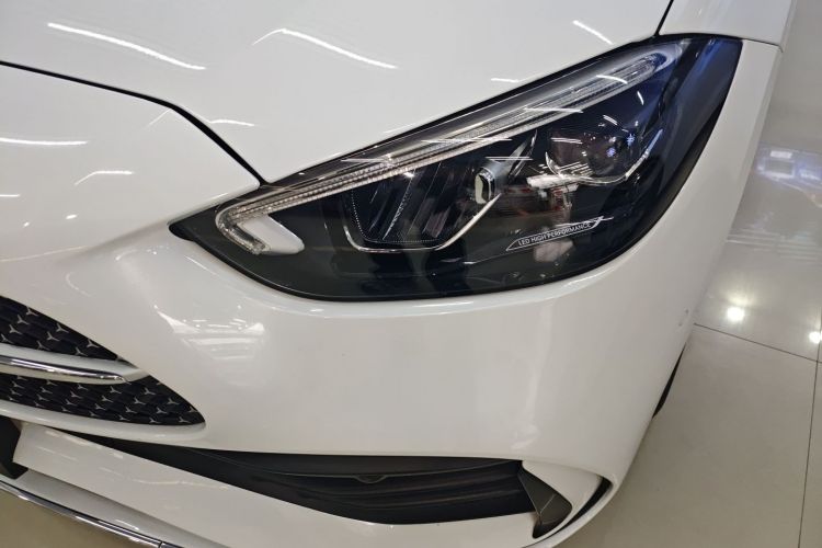 奔驰C级 2023款 改款 C 260 L 运动版局部细节36