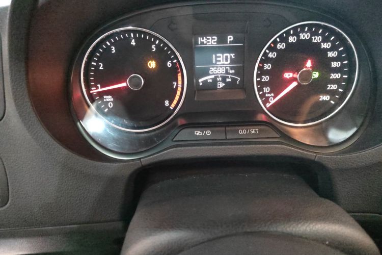 大众 2016款 1.6L Cross Polo 自动中控内饰14