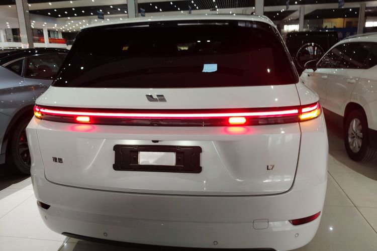 理想汽车 理想L7 2024款 MAX车身外观6