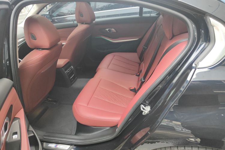 宝马3系 2023款 325Li M运动套装中控内饰21