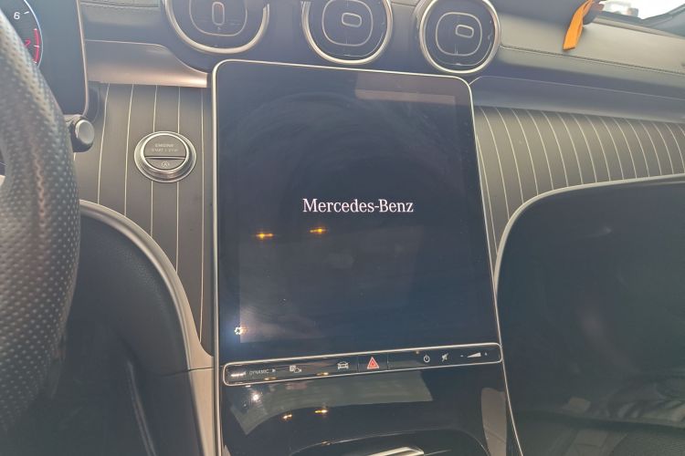 奔驰C级 2023款 C 200 L 运动版中控内饰16