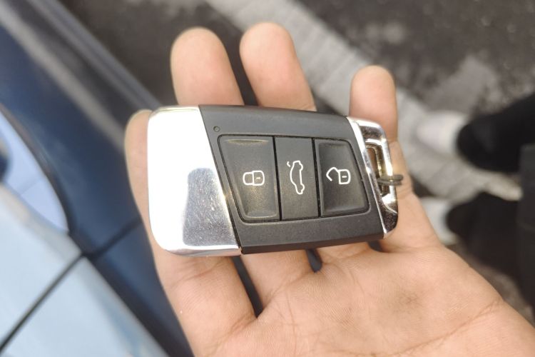 大众 蔚揽 2018款 380TSI 四驱拓行版中控内饰11