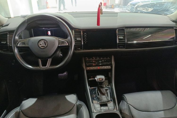 斯柯达 柯迪亚克 2020款 TSI330 7座两驱豪华优享版中控内饰7002