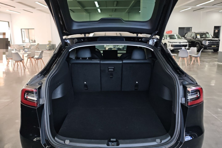 特斯拉 Model Y 2022款 改款 后轮驱动版局部细节23