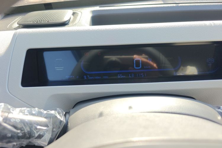 吉利银河 2024款 熊猫mini 200km 耐力熊中控内饰14