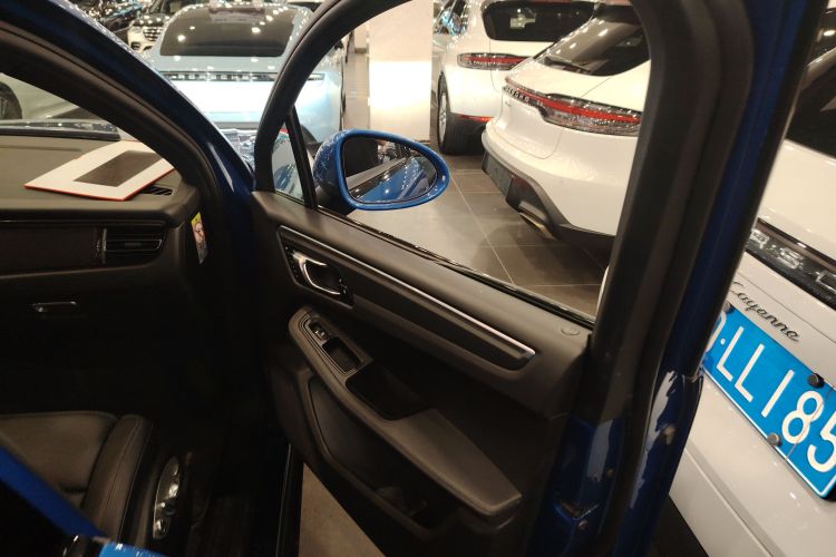 保时捷 2018款 Macan 2.0T中控内饰7005