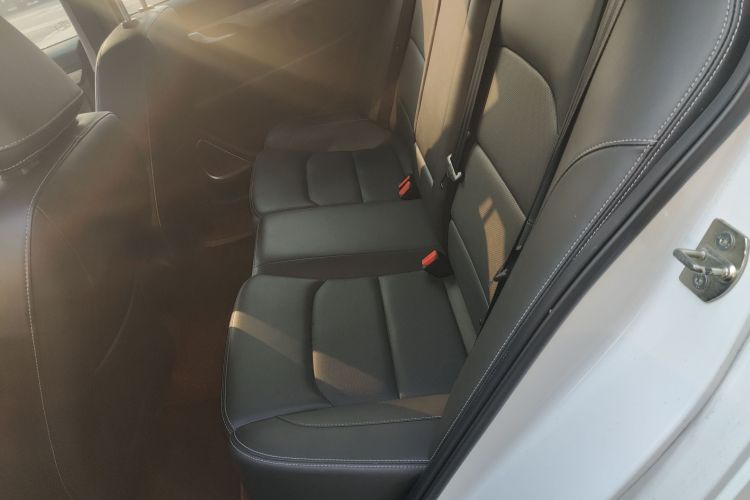 吉利汽车 帝豪 2019款 领军版 1.5L CVT向上互联型 国V中控内饰7004