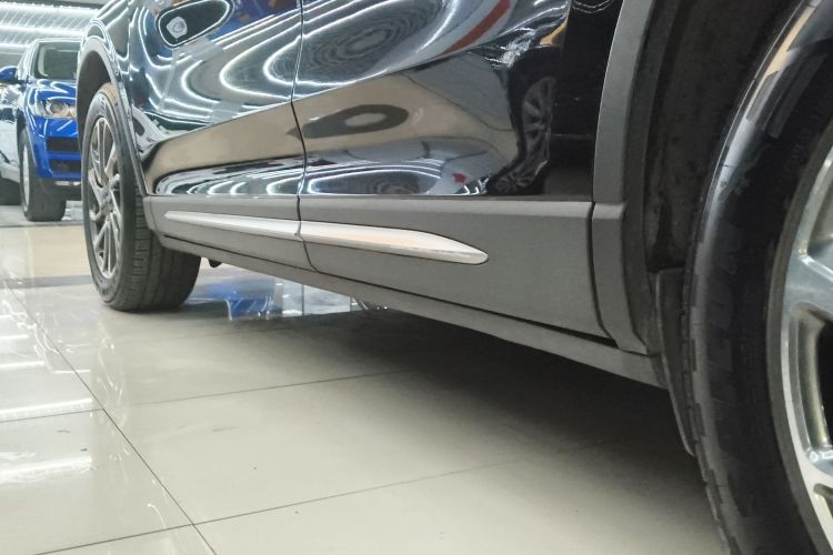 林肯 冒险家 2020款 2.0T 四驱尊雅版局部细节9002