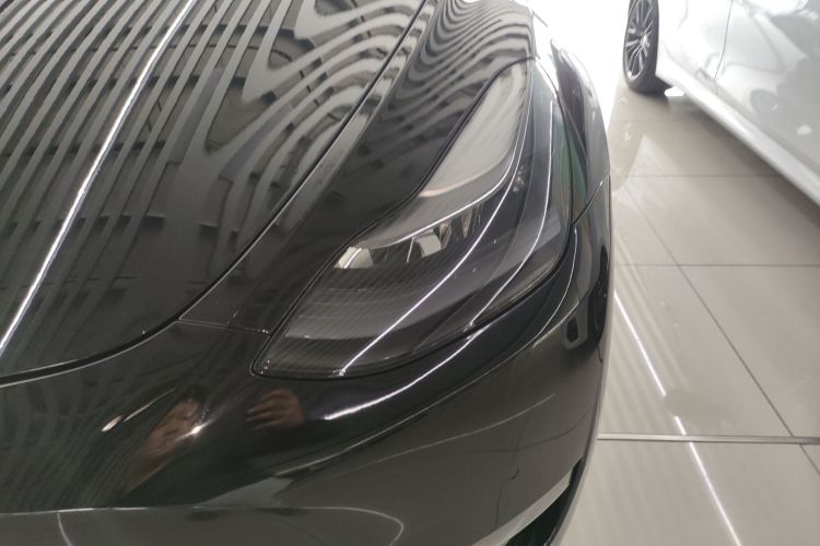 特斯拉 Model Y 2021款 标准续航后驱版局部细节36