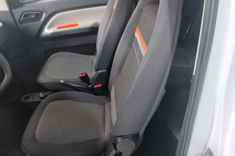 五菱汽车 宏光MINIEV 2022款 自在款 磷酸铁锂中控内饰21