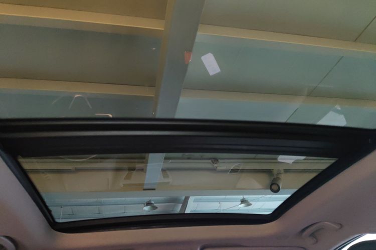 宝马X1 2016款 sDrive18Li 尊享型中控内饰22