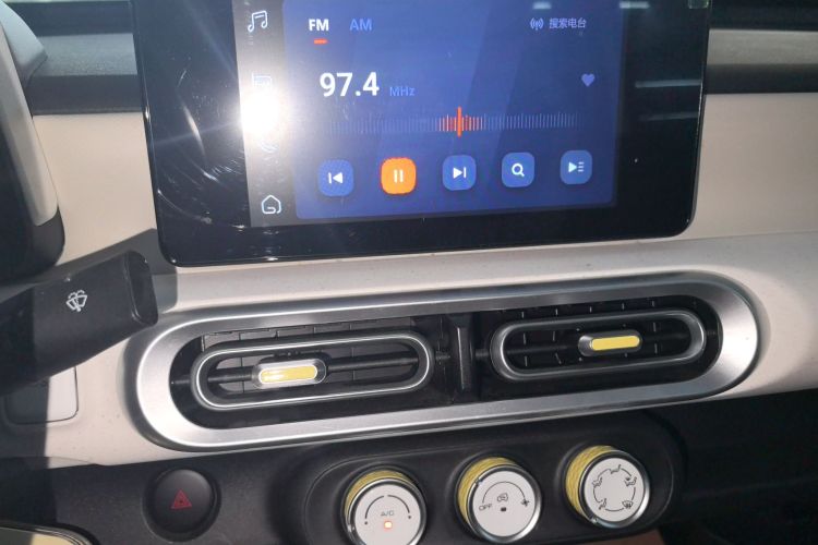 五菱汽车 宏光MINIEV 2024款 第三代 215km 进阶版局部细节16