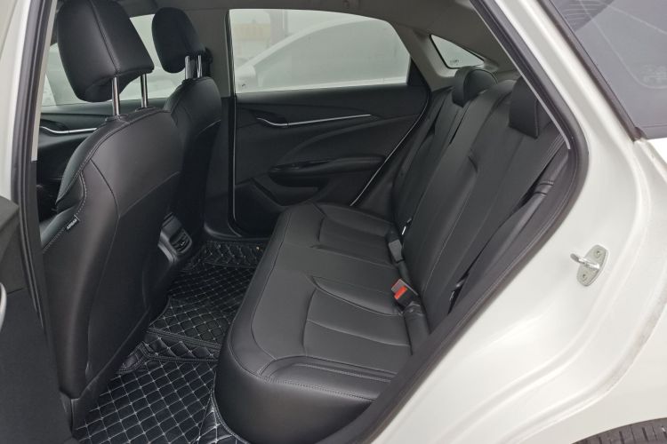 别克 英朗 2021款 改款 典范 1.5L 自动精英型中控内饰7004