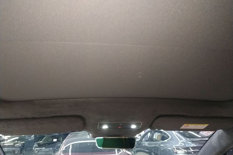 鸿蒙智行 智界R7 2025款 增程 331km Ultra局部细节22