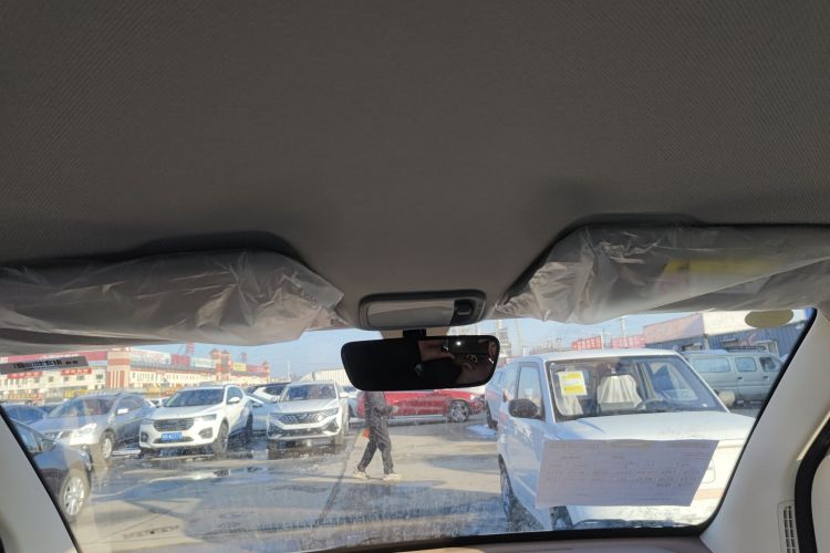 五菱汽车 宏光MINIEV 2024款 第三代 215km 青春版局部细节22