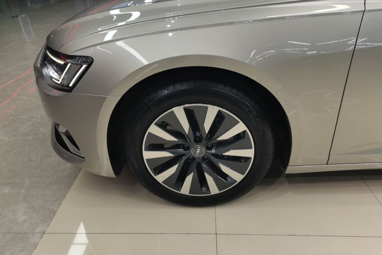 奥迪A6L 2019款 45 TFSI 臻选致雅型车身外观35