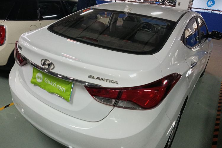 现代 朗动 2016款 1.6L 自动尊贵型车身外观6001