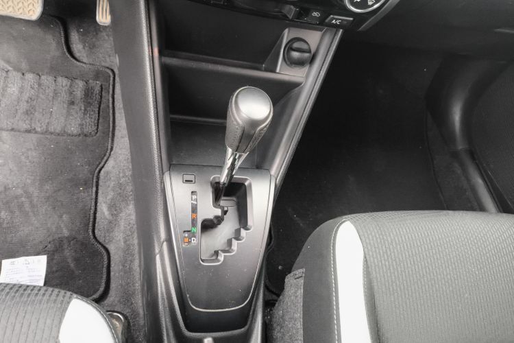 丰田 YARiS L 致炫 2020款 致炫X 1.5L CVT领先版局部细节18