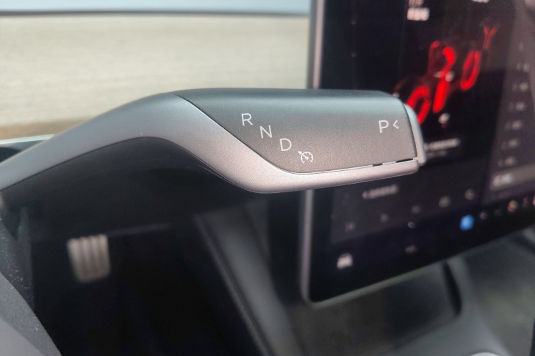 特斯拉 Model 3 2021款 改款二 Performance高性能全轮驱动版中控内饰18