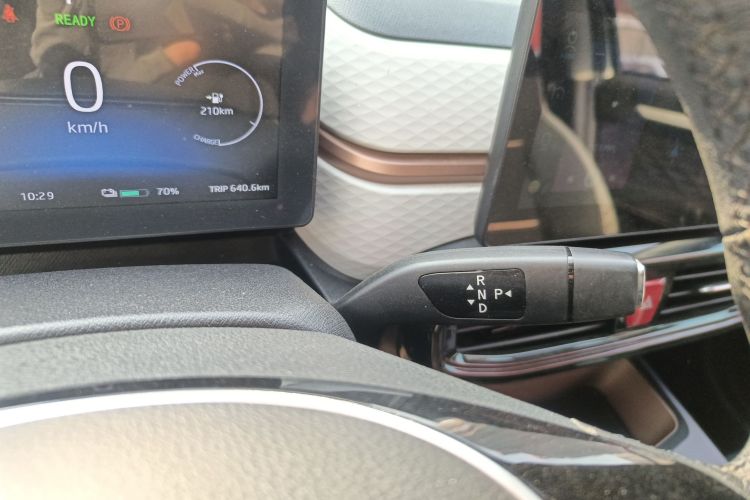 思皓 花仙子 2021款 302km 豪华型 31.4kWh中控内饰18