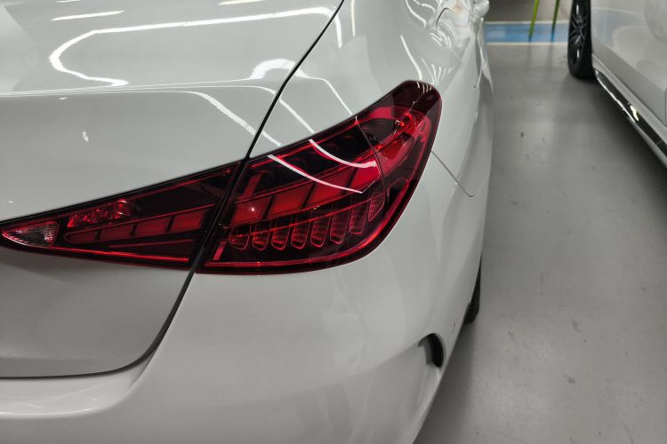 奔驰C级 2022款 C 260 L 皓夜运动版车身外观6006