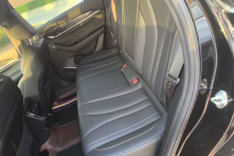 吉利汽车 星越L 2024款 2.0TD DCT EVO两驱长风版中控内饰21