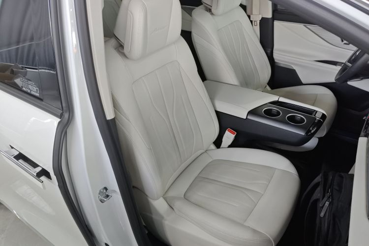 别克GL8新能源 2024款 陆尊 尊享版 7座局部细节41