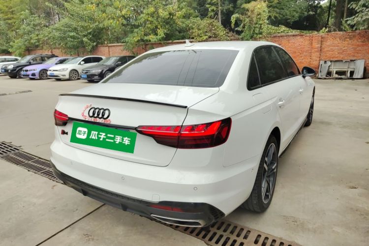 奥迪A4L 2022款 40 TFSI 豪华动感型车身外观6002