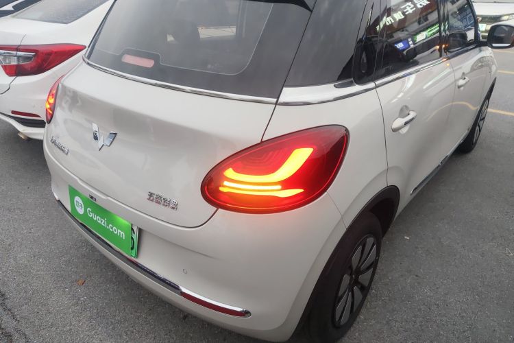 五菱汽车 五菱缤果 2024款 333km 灵犀互联款车身外观6005