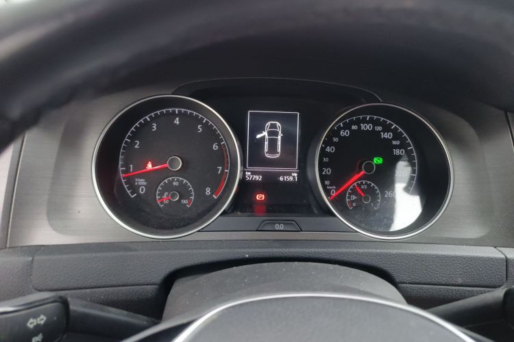 大众 高尔夫 2016款 1.6L 自动舒适型中控内饰14