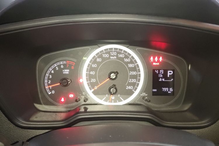 丰田 雷凌 2021款 TNGA 1.5L CVT进取版中控内饰14